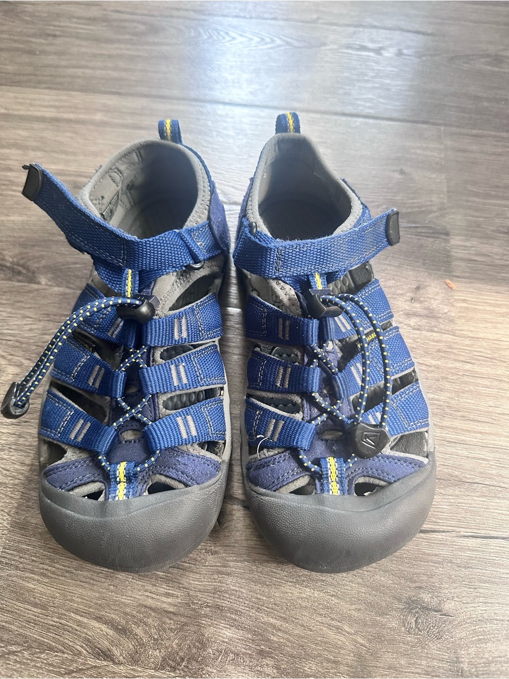 Keen Kids Blue Closed-Toe Sport Sandals with Yellow Accent